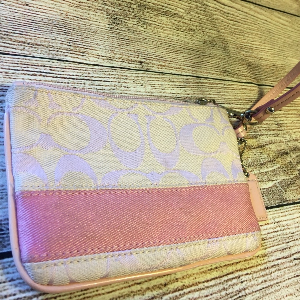 SOLD! COACH Pink Signature SIS Stripe Wristlet - Picture 4 of 8